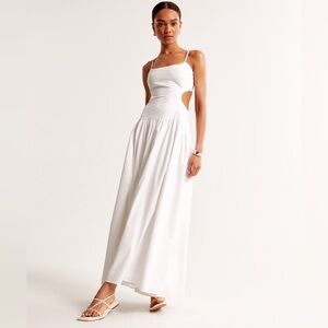 Abercrombie & Fitch Elegant White Maxi Dress